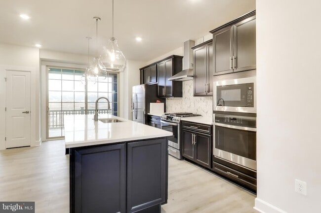 Building Photo - 1774 Ml Br Dr