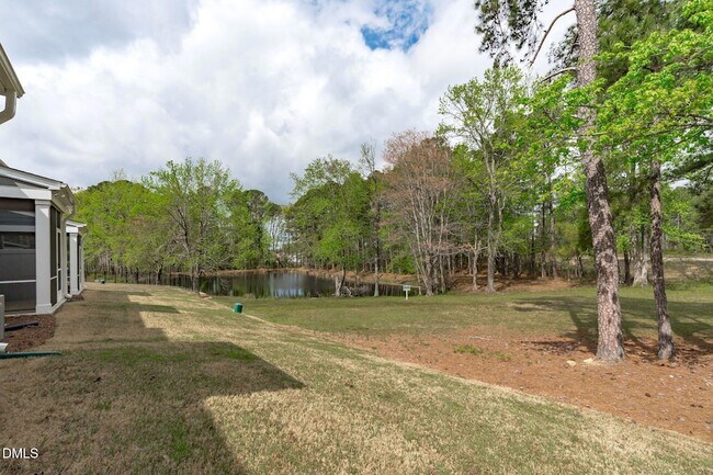 Building Photo - 1818 Porch Swing Wy