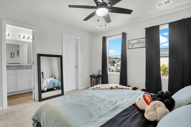 Building Photo - Bright and Airy 3-Bedroom Retreat with Dec...