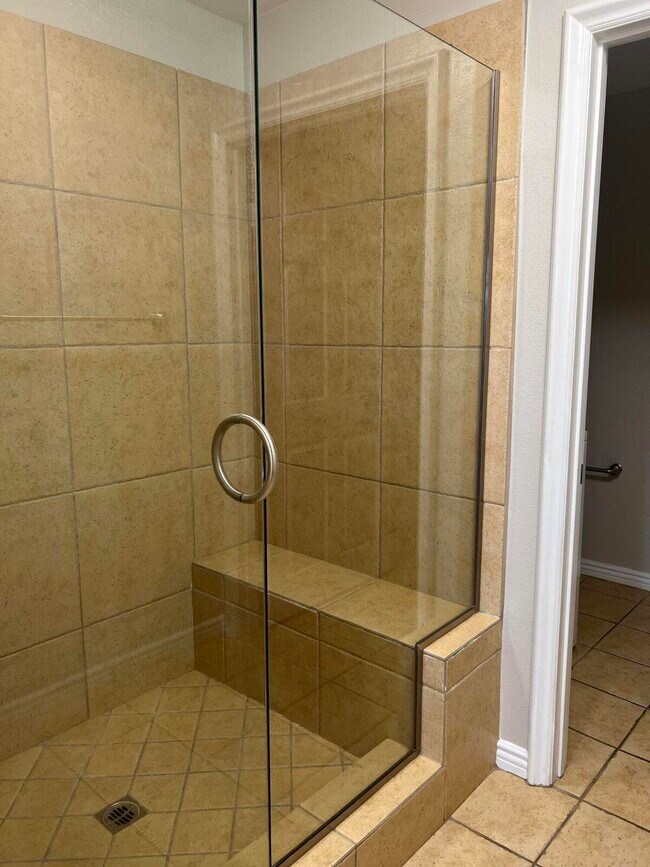 Building Photo - 45245 Seeley Dr