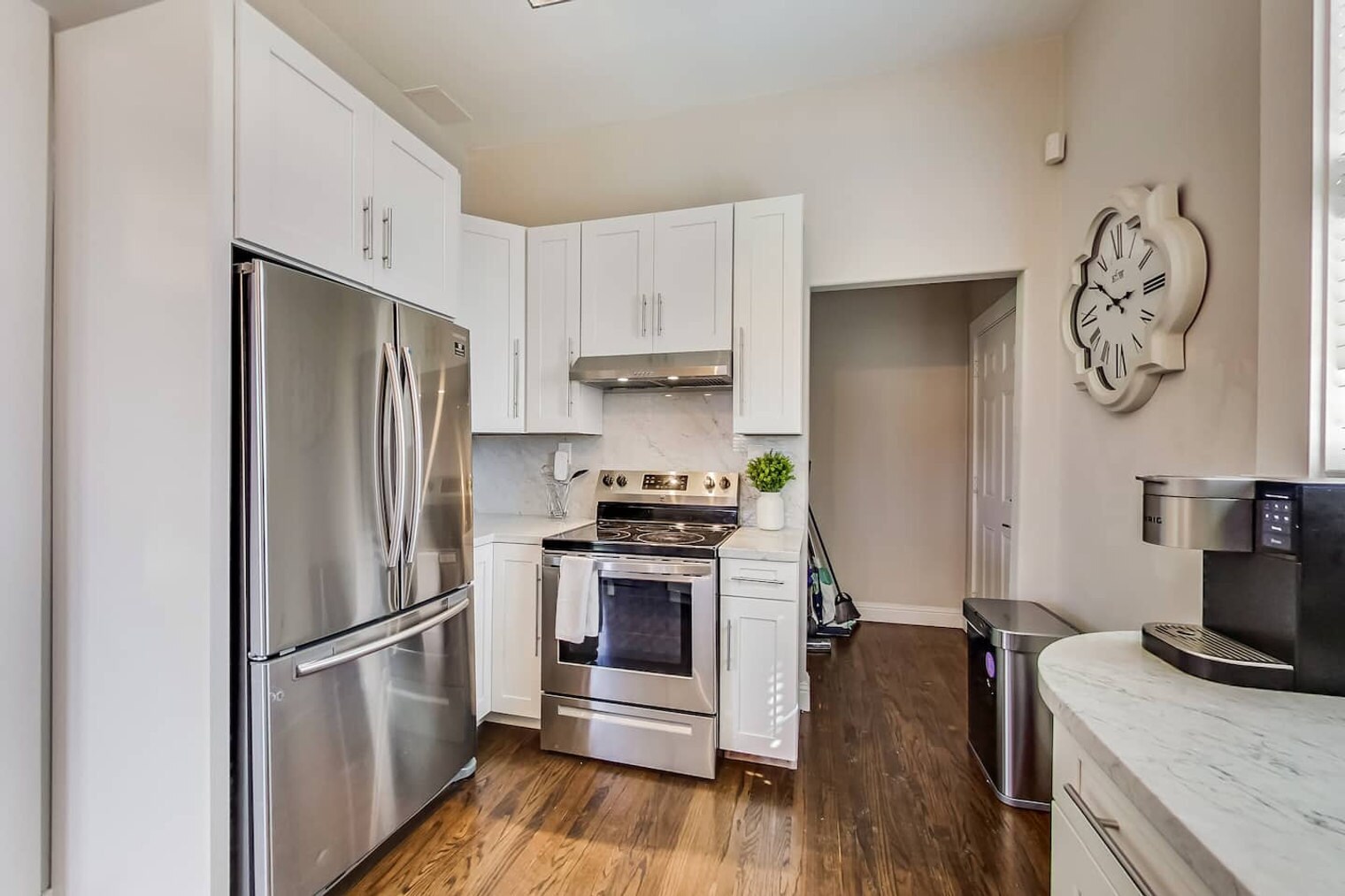 Building Photo - 2207 E 21st St