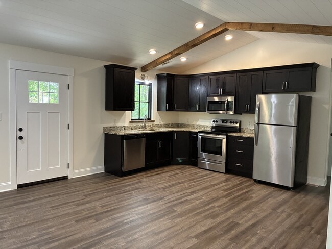 Building Photo - 267 Sterling Dr