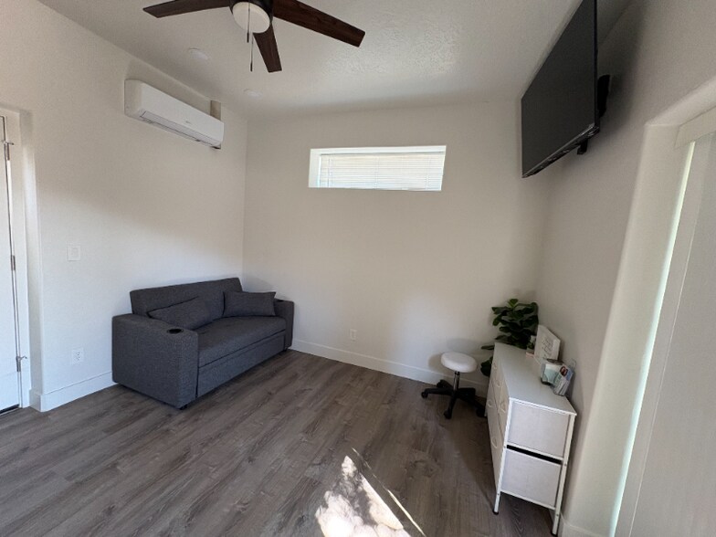 Building Photo - 2357 E 350 N