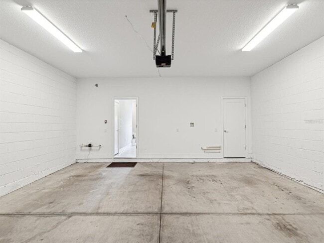 Building Photo - 946 Highland Ave