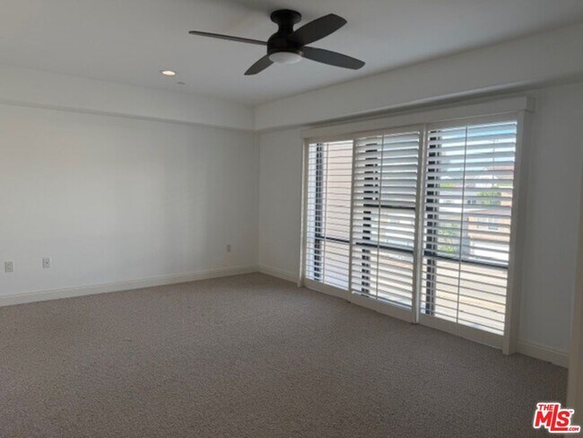 Building Photo - 8238 W Manchester Ave