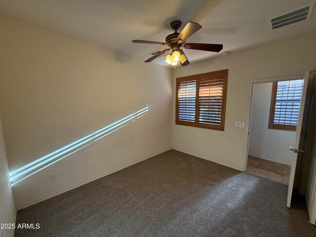 Building Photo - 1594 W Pelican Ct