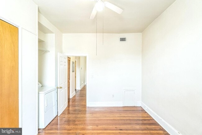 Building Photo - 4373 Cresson St