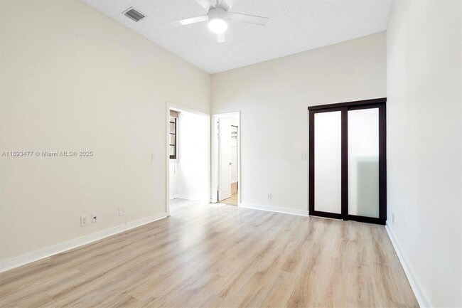 Building Photo - 20937 Bay Ct