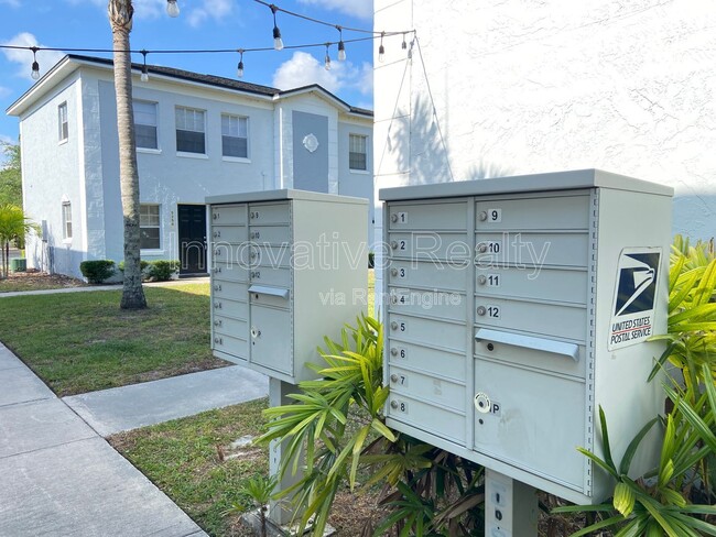 Building Photo - 5230 Davisson Ave