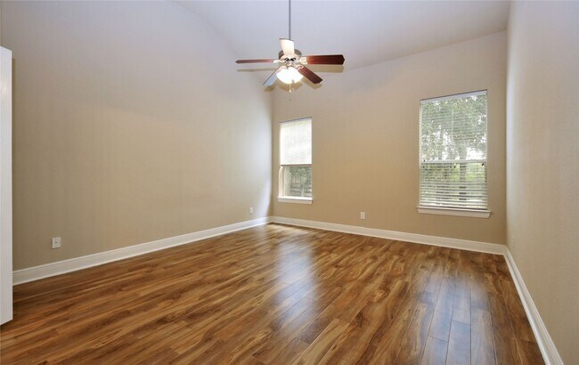 Building Photo - 438 Magnolia Blossom