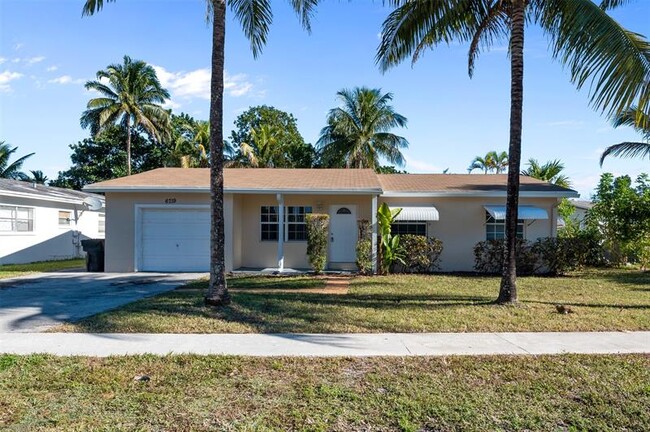 Building Photo - 6719 Boulevard of Champions