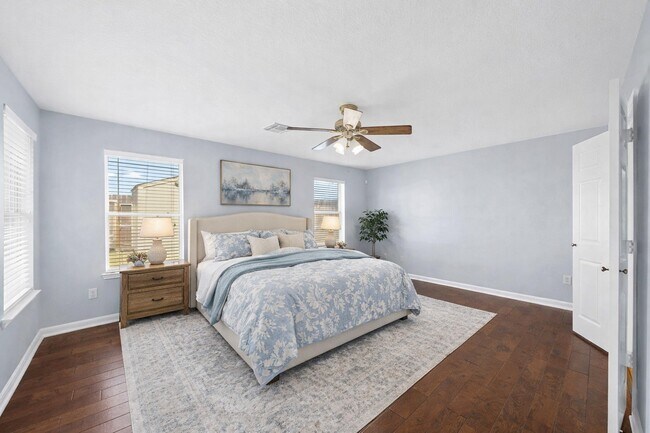 Building Photo - 5811 Vineyard Hill Dr