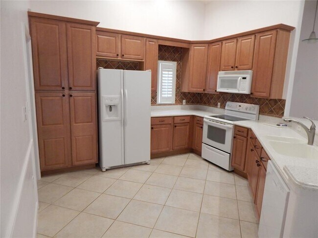Building Photo - 2807 W Bay Haven Dr