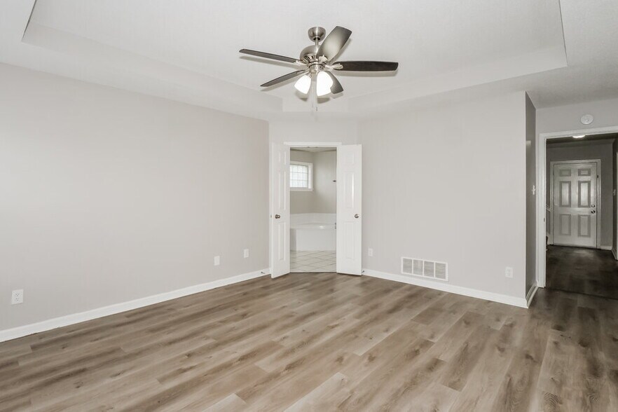 Building Photo - 4793 Narcissus Dr