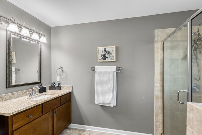 Building Photo - Spacious 4 Bedroom Home in Auburn