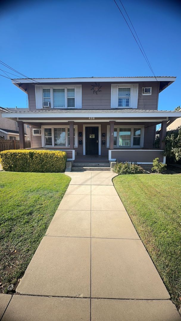 Building Photo - Studio apartment in Oakdale