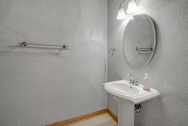 Building Photo - N54W16164 Westwind Dr