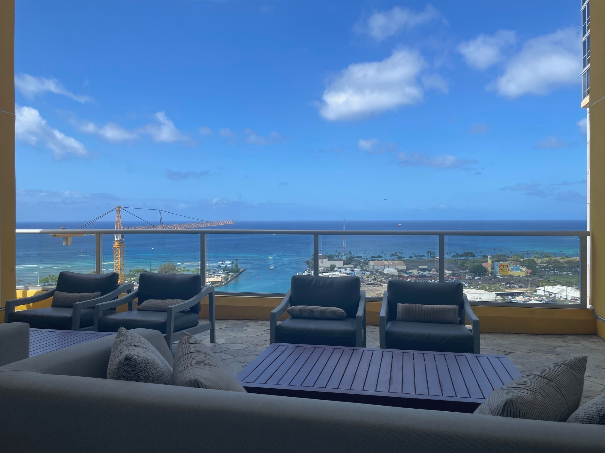 Building Photo - 988 Halekauwila St