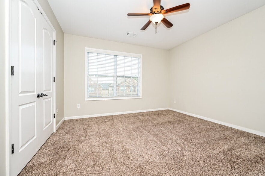Building Photo - 205 Swem Ct