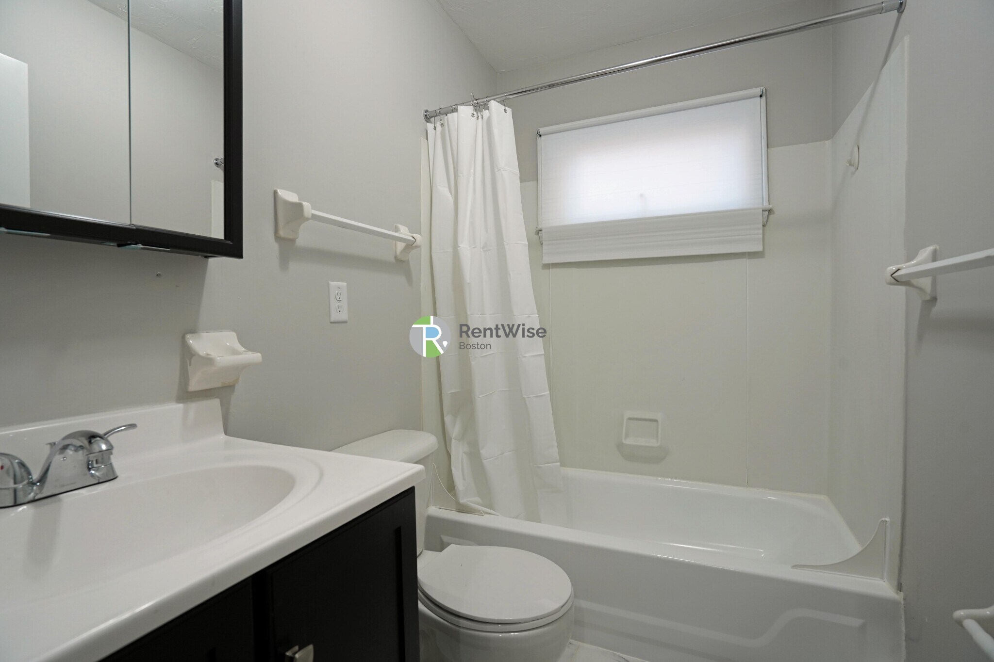 Building Photo - 29 Colborne Rd