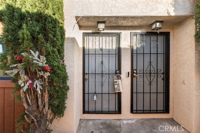 Building Photo - 324 E Ave Q7