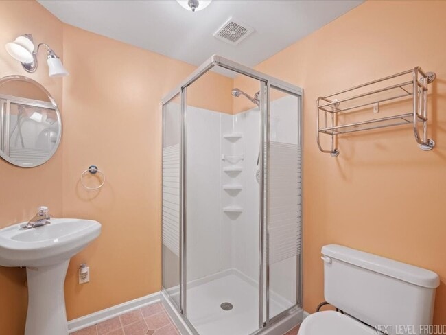 Building Photo - 1619 Windward Ct