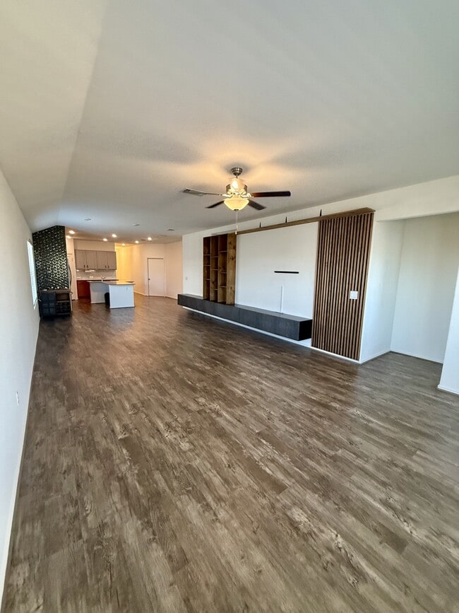 Building Photo - 3908 Ignacio Dr