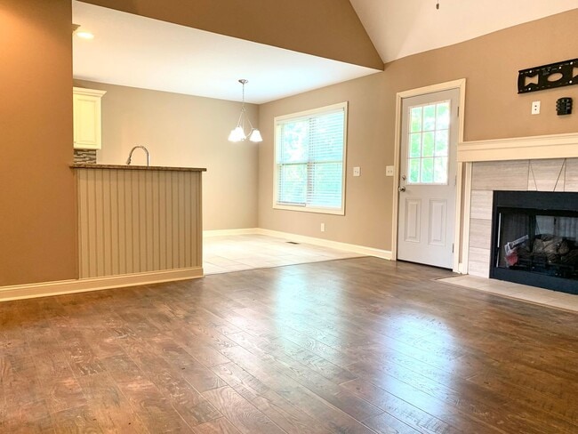 Building Photo - 1053 Quiver Ln