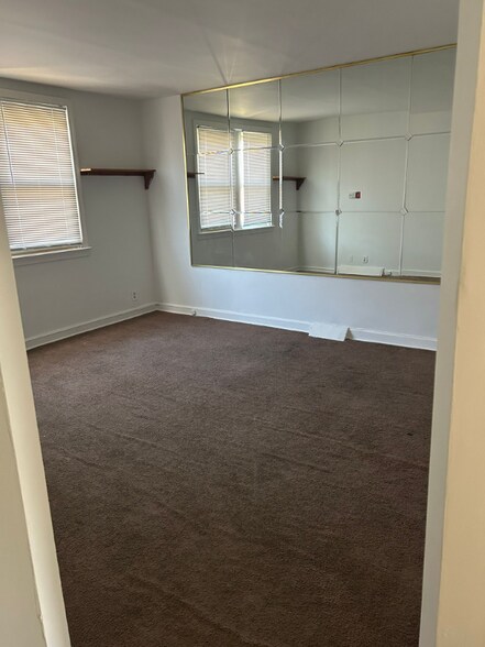 Building Photo - 7508 Thouron Ave