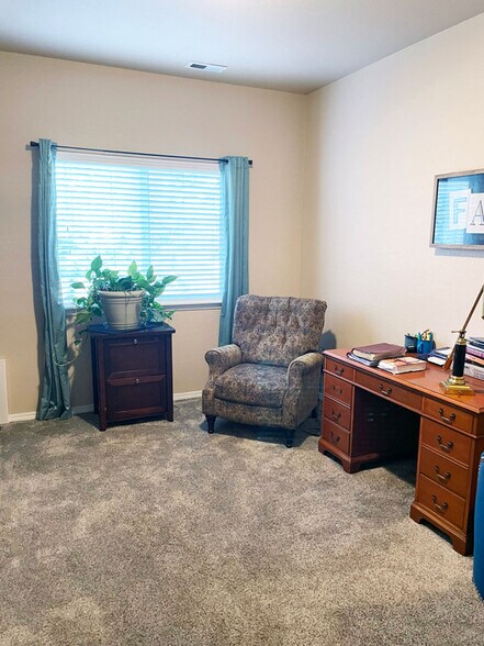 Building Photo - 3080 Mandalay Grove