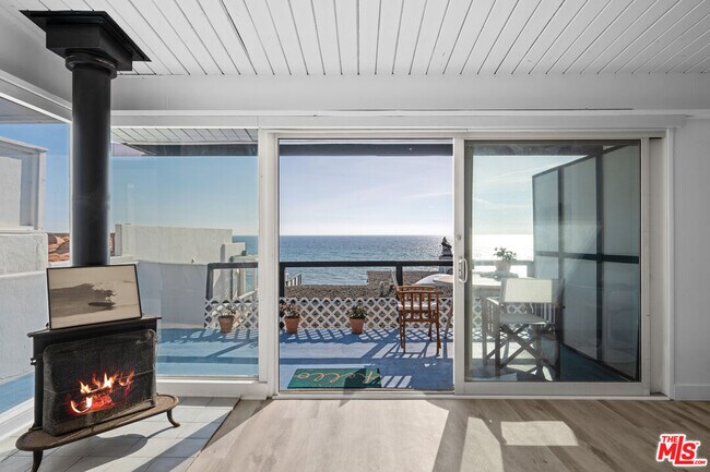 Building Photo - 25154 Malibu Rd