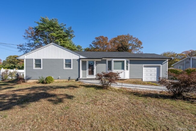 Primary Photo - 831 Sycamore Ave