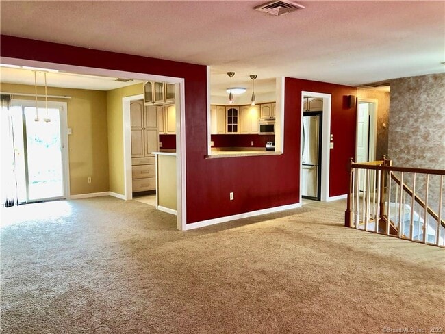 Building Photo - 49 Cheshire Dr