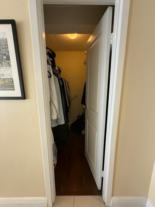 Building Photo - 1830 Embassy Dr