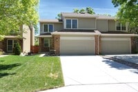 Building Photo - Beautiful Home in Southeast Denver