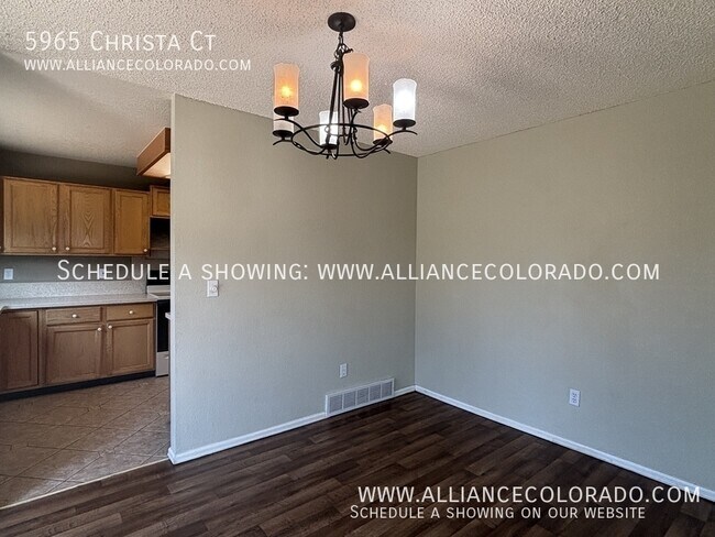 Building Photo - 5965 Christa Ct