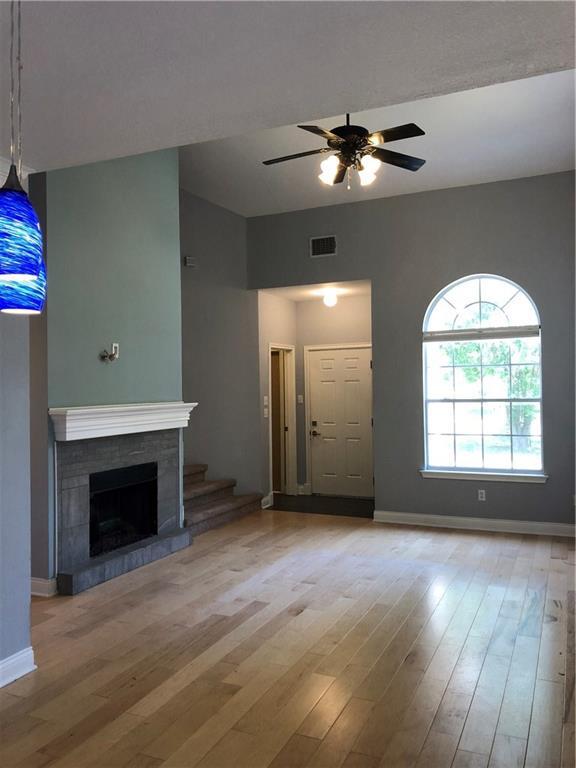 Building Photo - 1806 Ramona Cir