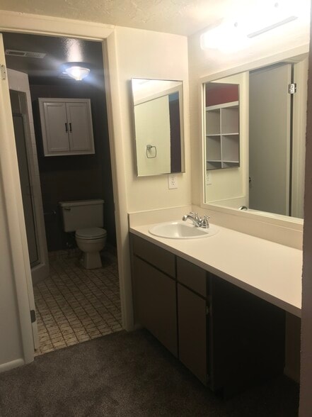 Building Photo - 4633 S Quail Vista Ln