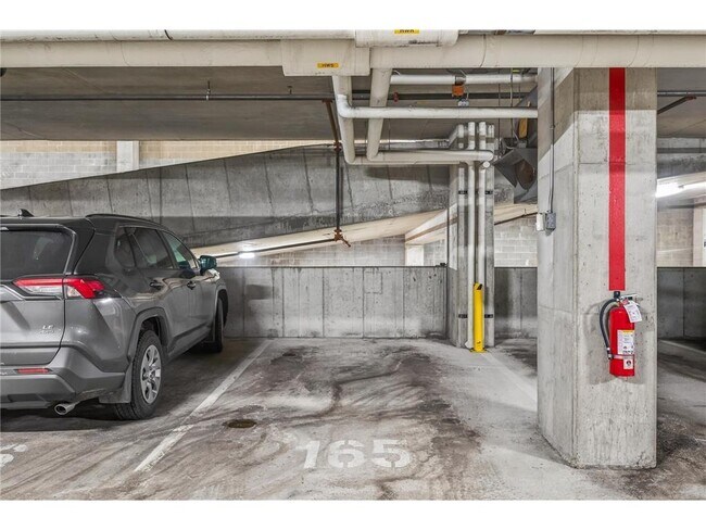 Building Photo - 404 N Washington Ave