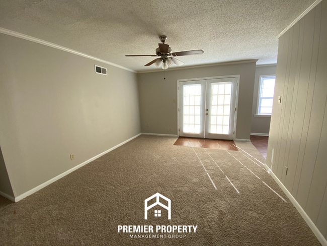 Building Photo - 6345 Martinwood Dr