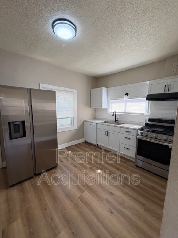 Building Photo - 2920 Hillcrest Ave