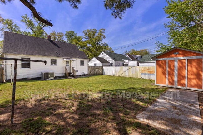 Building Photo - 1115 Wright Ave