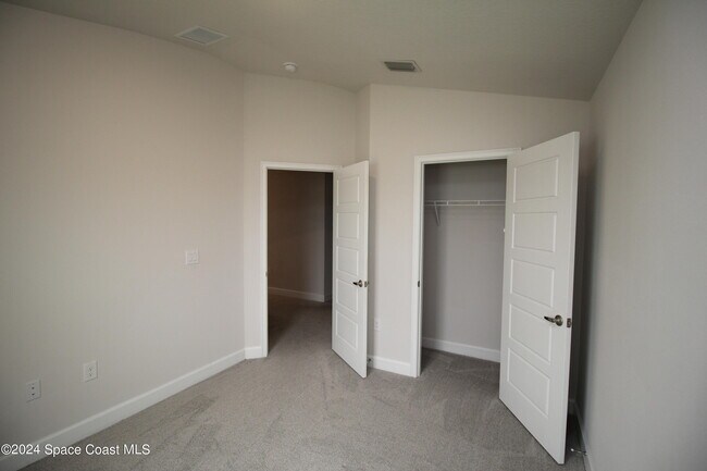 Building Photo - 2513 Pinwherry St NW