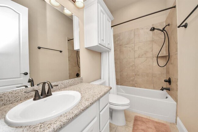 Building Photo - 55 Little Rise Dr
