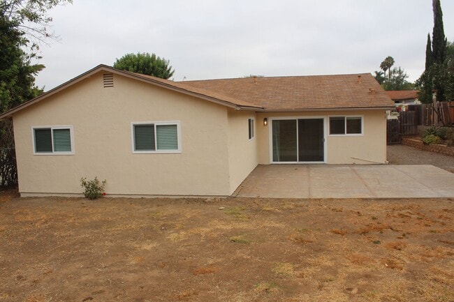 Building Photo - 331 Rebecca Ave