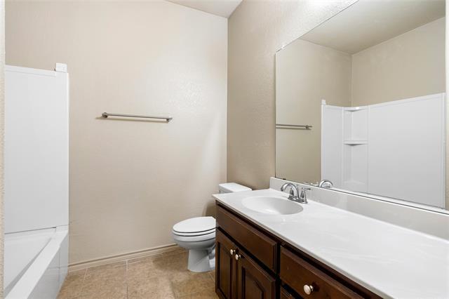 Building Photo - 649 Cattlemans Way