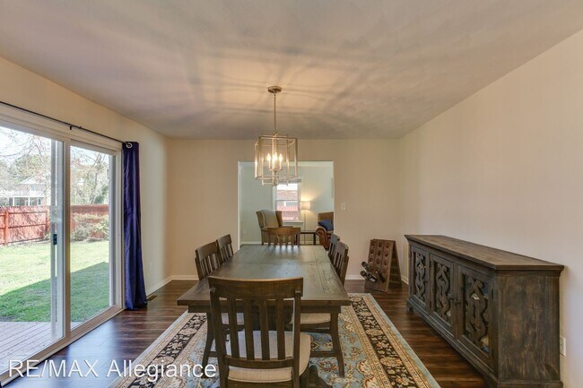 Building Photo - 4 br, 3 bath House - 5916 TAJO AVENUE