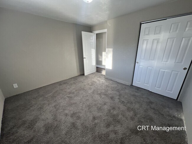 Building Photo - Freshly Updated 3-Bedroom, 1-Bathroom