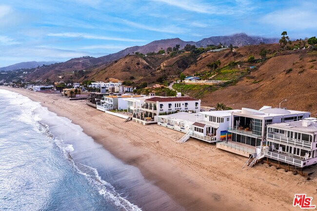 Building Photo - 21938 Pacific Coast Hwy