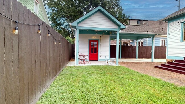 Building Photo - 1708 Shearn St